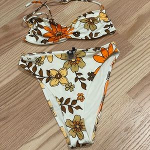 Triangl swimsuit bikini set floral